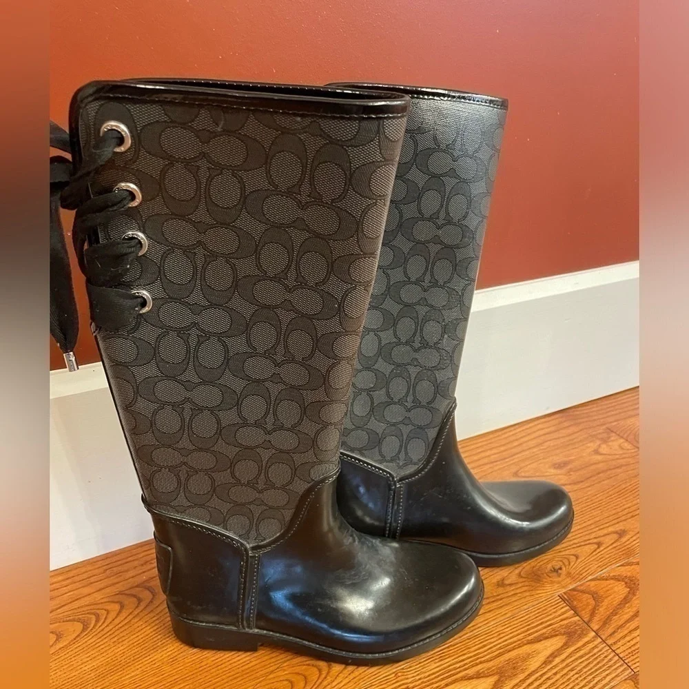 Authentic Coach Gray/Black Signature Outline “Tristee” Rain Boots